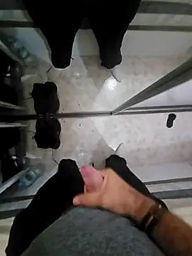 Snapshot of polla_calientes47 chatting on January 2025 03:02:01 PM polla calientes47 online show from January 2025 03:02:01 PM