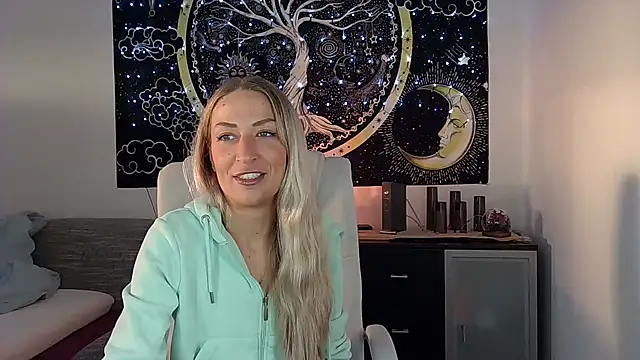 SexxyLiviaa online show from September 2025 04:01:01 PM