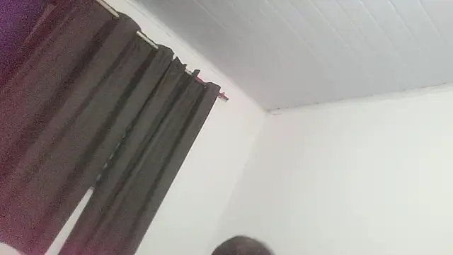 UncutToyBoy23cm online show from November 2025 10:01:02 PM