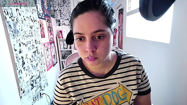 Vallolet Spencer online show from October 2025 09:30:01 PM