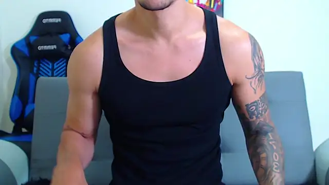 Snapshot of Tristan-bm chatting on January 2025 03:02:01 PM Tristan-bm online show from January 2025 03:02:01 PM