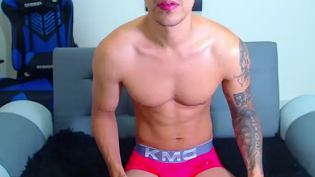 Snapshot of Tristan-bm chatting on February 2025 02:45:02 PM Tristan-bm online show from February 2025 02:45:02 PM