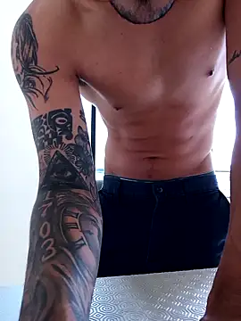 Snapshot of Tristan-bm chatting on February 2025 05:36:01 PM Tristan-bm online show from February 2025 05:36:01 PM