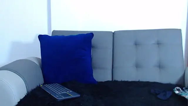 Snapshot of Tristan-bm chatting on March 2025 01:17:02 AM Tristan-bm online show from March 2025 01:17:02 AM