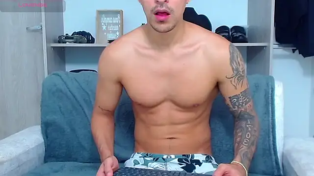 Snapshot of Tristan-bm chatting on September 2025 12:40:01 PM Tristan-bm online show from September 2025 12:40:01 PM