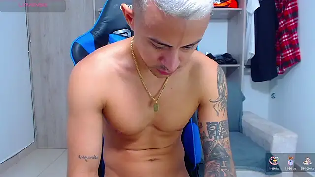 Snapshot of Tristan-bm chatting on October 2025 11:18:02 AM Tristan-bm online show from October 2025 11:18:02 AM