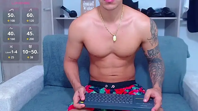 Snapshot of Tristan-bm chatting on October 2025 11:32:02 AM Tristan-bm online show from October 2025 11:32:02 AM