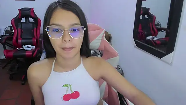 jessi and boy online show from December 2025 11:12:02 PM