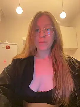 Eva Weyne online show from January 2025 07:16:01 PM