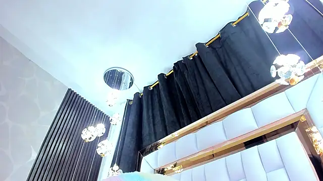 SarayRoyse online show from March 2025 10:26:01 PM