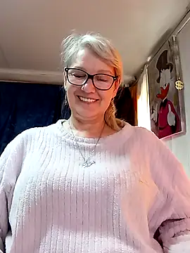 Snapshot of irinamaux chatting on May 2026 06:54:02 AM irinamaux online show from May 2026 06:54:02 AM