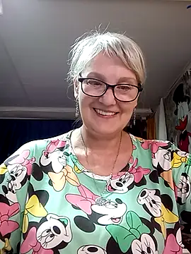 Snapshot of irinamaux chatting on May 2026 05:09:01 PM irinamaux online show from May 2026 05:09:01 PM