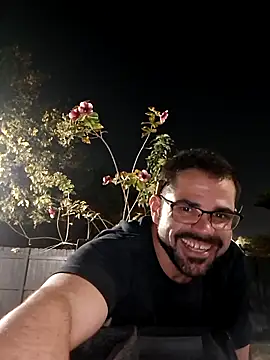 Snapshot of Zander823 chatting on February 2026 02:07:02 AM Zander823 online show from February 2026 02:07:02 AM