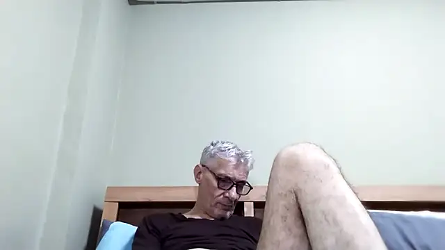 BIGUNCUTHARDCOCK online show from October 2025 01:55:02 PM