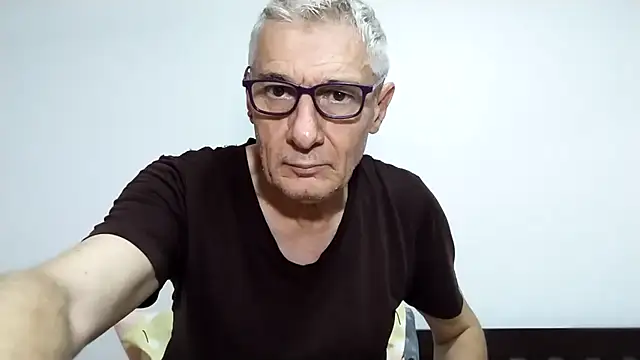 BIGUNCUTHARDCOCK online show from February 2026 12:43:02 AM