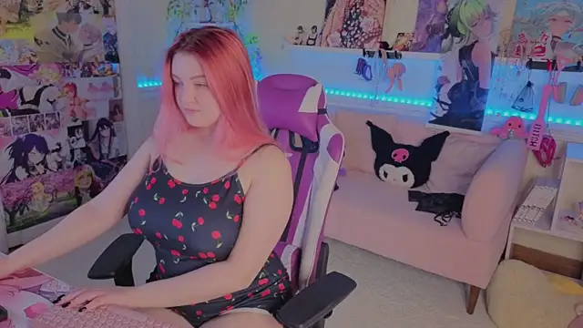 Snapshot of Unholy_Lady chatting on November 2025 07:14:01 AM Unholy Lady online show from November 2025 07:14:01 AM