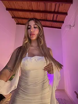 Sarapalmer1 online show from June 2026 04:15:01 AM