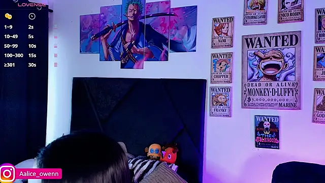 Snapshot of Aliceowenn chatting on November 2025 09:15:02 PM Aliceowenn online show from November 2025 09:15:02 PM