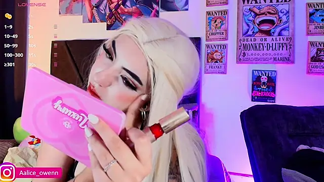 Snapshot of Aliceowenn chatting on February 2026 12:14:02 AM Aliceowenn online show from February 2026 12:14:02 AM