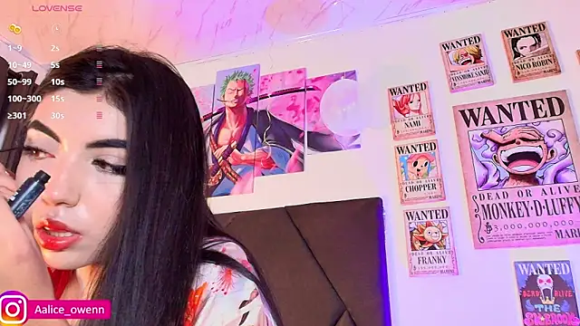 Snapshot of Aliceowenn chatting on February 2026 08:10:02 PM Aliceowenn online show from February 2026 08:10:02 PM