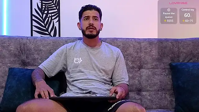 Snapshot of Bruno_Mattos chatting on January 2025 08:05:02 PM Bruno Mattos online show from January 2025 08:05:02 PM