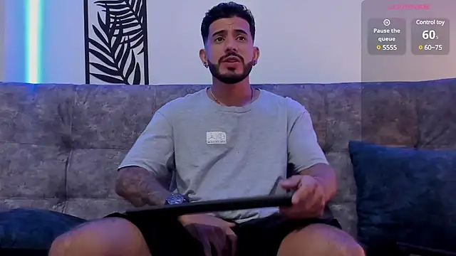 Snapshot of Bruno_Mattos chatting on January 2025 06:24:01 PM Bruno Mattos online show from January 2025 06:24:01 PM