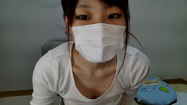 Snapshot of hi---chan- chatting on February 2025 02:15:01 AM hi---chan- online show from February 2025 02:15:01 AM