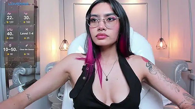 AzuraKindong online show from March 2025 10:20:02 PM