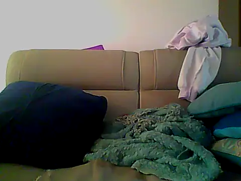 Snapshot of Skater29xx2 chatting on February 2025 09:17:01 PM Skater29xx2 online show from February 2025 09:17:01 PM