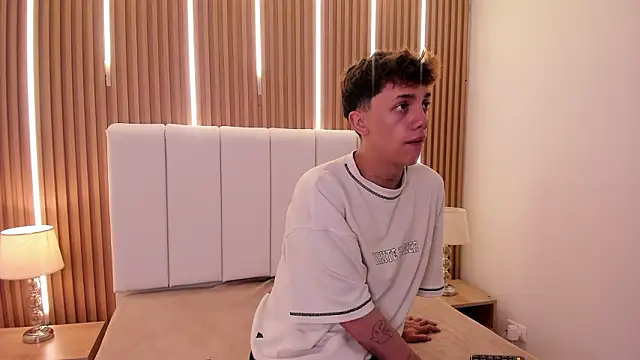 Tomy Rox online show from February 2026 07:28:01 PM