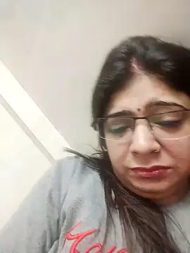 Snapshot of Husnpari20 chatting on January 2025 05:41:01 PM Husnpari20 online show from January 2025 05:41:01 PM