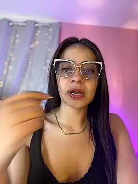 hannacruzsj online show from January 2026 02:44:02 PM