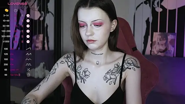 Snapshot of prettybones chatting on January 2025 11:31:02 AM prettybones online show from January 2025 11:31:02 AM