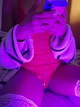 SexyErola27 online show from October 2025 10:14:01 AM