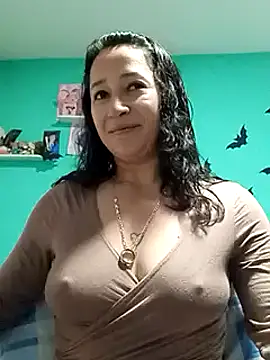 emilypoppy3 online show from December 2024 01:34:02 PM