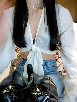 Melody87 online show from January 2026 08:45:01 PM