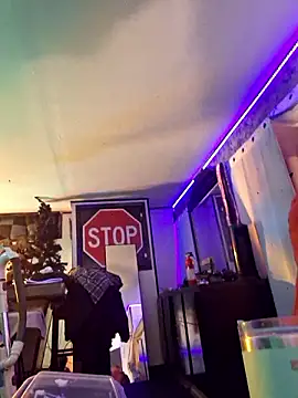 Snapshot of samone9 chatting on December 2024 03:26:01 AM samone9 online show from December 2024 03:26:01 AM