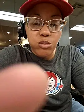 Snapshot of samone9 chatting on February 2025 01:14:01 AM samone9 online show from February 2025 01:14:01 AM