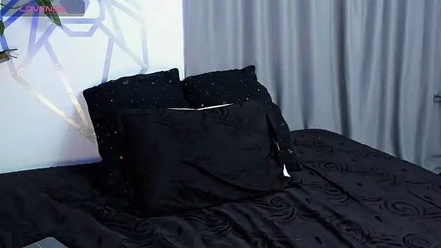 Aron-santoro online show from December 2024 03:58:02 AM