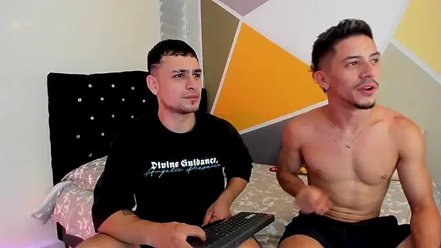 Aron-santoro online show from September 2025 10:10:02 PM