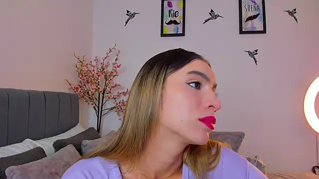 im sarah34 online show from February 2025 12:26:02 PM