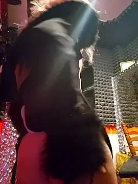 Snapshot of Toptransluder chatting on February 2025 02:56:02 AM Toptransluder online show from February 2025 02:56:02 AM