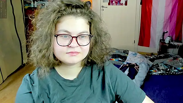 Sashy Way online show from November 2025 10:47:01 AM