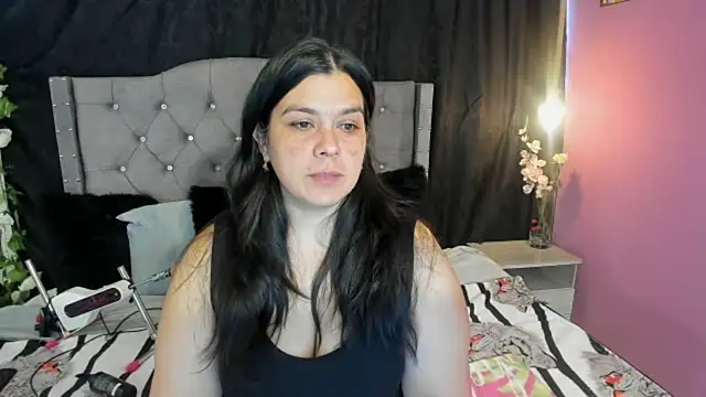 martina foxy  online show from March 2025 12:32:02 PM