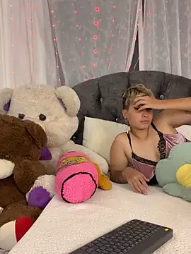 ivanna rivera online show from September 2025 07:50:02 PM