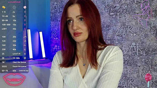 ElisaJane online show from November 2025 08:51:01 PM