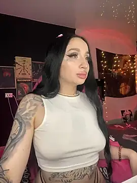 Molly  Moon online show from December 2024 05:53:02 AM