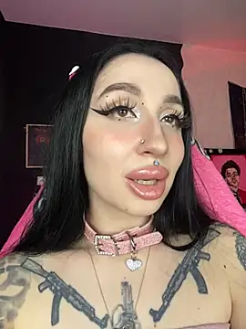 Molly  Moon online show from February 2025 06:02:01 AM