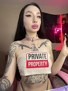 Molly  Moon online show from May 2026 03:04:02 AM