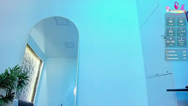 Isa  Blanc online show from March 2025 09:38:02 AM